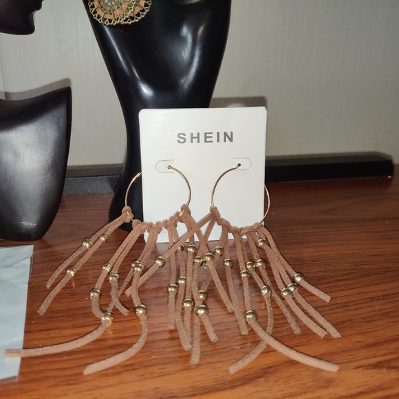 NWT-UPC 3 Pairs of Bohemian/Western Earrings - Picture 3 of 6